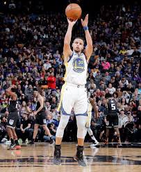 Warriors Kings Set 3 Point Record In Incredible Offensive Display Espn 1 5 19 Sacramento Calif Golden State War With Images Curry Nba Nba Champions Klay Thompson