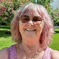 Lois Templin's Instagram, Twitter & Facebook