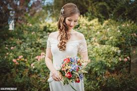 Kleid für hochzeit vintage kostengünstig mit stilgerechten pumps kombinieren. Saskia Tragt Ein Kurzes Vintage Kleid Zu Ihrer Hochzeit In Leipzig Schleifenfanger