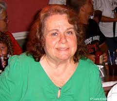 Doreen Casper's Instagram, Twitter & Facebook