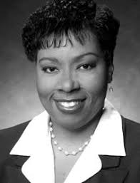 7826 Spring 2002.qxd