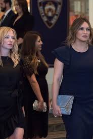 Special victims unit premiered september 25, 2007 and ended may 13, 2008 on nbc.it aired on tuesday nights at 10pm/9c. Law Order Svu Season 20 Episode 18 Review Blackout Tv Fanatic