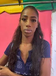 MAKEUP CLASSES AVAILABLE ADVANCED MAKEUP COURSE 1DAY 2 hrs, 30 mins $700 IN  THIS CLASS YOU WOULD LEARN THE BASICS OF APPLYING YOUR MAKEUP, YOU WOULD  ALSO LEARN MY BASE ROUTINE AND