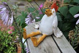Keramikhuhn Jpg 1600 1071 Pottery Animals Chicken Art Sculpture Clay