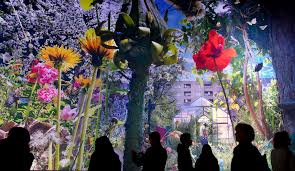 Blumen, pflanzen und insekten zeigen sich in einem garten, der alle vier jahreszeiten in einem panorama verbindet. Eingangspforte Zum Paradies Forum Das Wochenmagazin