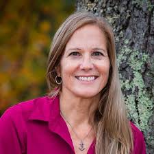 So Close to Home: A True Story of an American Family's Fight for Survival  during World War II: Michael J. Tougias, Alison O Leary: 9781504714099:  Books