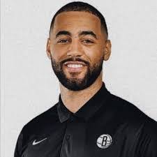 Corey Weed's Instagram, Twitter & Facebook