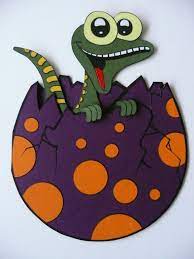 Verjaardagskaart Voor Een Dino Party Ik Heb Een Kleurplaat Van Een Dinosaurus Uit Een Ei Op Verschillende Kleuren Papi Verjaardagskaart Dinosaurus Kleurplaten