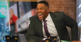 Michael strahan jr är inte involverad i något slags yrke så att vi inte kan utvärdera hans nettovärde och lön. Michael Strahan Net Worth Nfl Star Talk Show Host S Fortune Fanbuzz