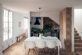 Bramble barn retreat ⭐ , united kingdom, northop hall, ferry lane: Collette Dinnigan Unveils Southern Highlands Farmhouse Black Barn Bowral