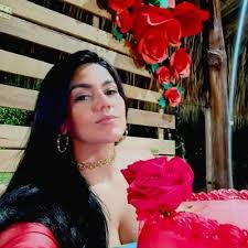 Loli Luz Alcalá (@LolyAliz)