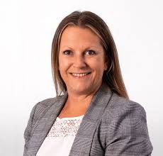 Lauren Roberts (nee McLeod)