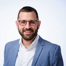 Justin Mandel's Instagram, Twitter & Facebook