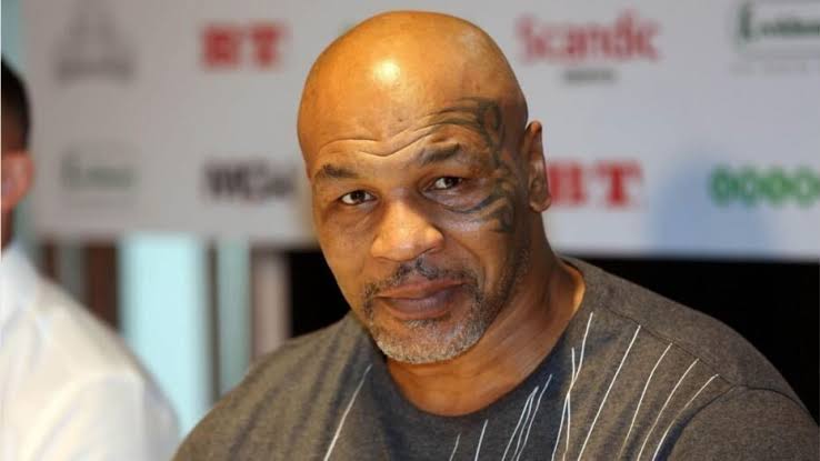 Mike Tyson praised the district attorney's decision 