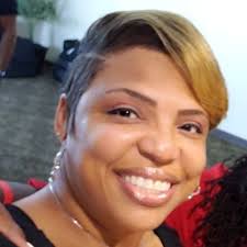 Sparkle Smith's Instagram, Twitter & Facebook