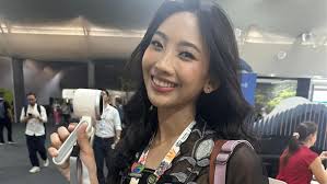 Leque, ventilador portátil e mais: calor intenso desafia participantes da  COP30 em Belém