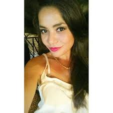 Lara Blanco (LaraBlanco6@)