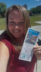 Looking for a few businesses that might be interested in co-branding some  coupons or savings certificates. I'm a Real Estate Agent and I'm about to  mail out a few hundred letters next