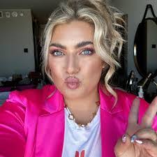 Shawn Malott's Instagram, Twitter & Facebook