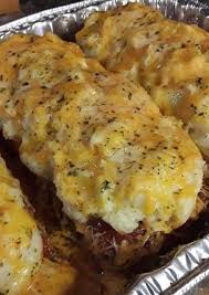 Meatloaf With Mashed Potatoes And Cheese Potatoe Casserole Recipes Meatloaf Meatloaf Topping