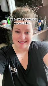 Amy Benoit's Instagram, Twitter & Facebook