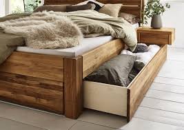 Bequem gepolsterte boxspringbetten bieten zusätzlichen stauraum. Massivholzbett Mit 3 Schubladen 200x200 54 Cm Eiche Geolt Kopfteil 2 Geteilt Mit Rahmen Casade Mobila