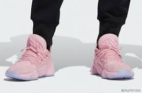 This adidas harden 4 a mesh and suede upper with metallic hues on its upper eyelet overlay. The Adidas Harden Vol 4 Appears In Pink Weartesters