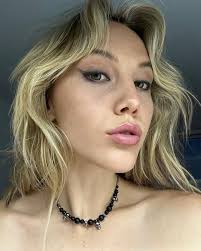 Bea (@bea__atkins) • Instagram photos and videos