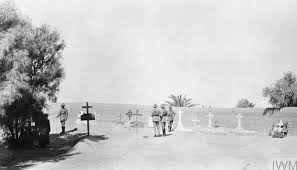 البصرة مقبرة الانكليز في الشعيبة 1918 صورة توثيقية لأول مقبرة للجنود البريطانيين الذين قتلوا خلال الحرب العالمية الأولى Iraq Historical Pictures Baghdad