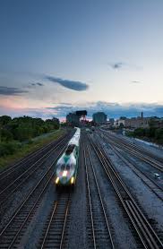 Train And The Moon Canon5d2 Ef24 105 24 1 10s F18 Iso400 Photo Cool Photos Photography