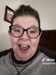 Patricia Bailey Doble De Madonna