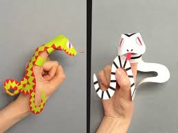 Vous pourrez les faire en carton blanc que les enfants pourront colorier ou peindre! Marionnette A Doigt A Imprimer 10 Modeles Marionnette Doigt Marionnettes A Doigts Marionnette Papier