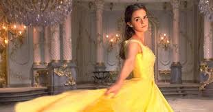 En el castillo de la bestia. La Bella E La Bestia Emma Watson Parla Dell Iconico Vestito Di Belle Mangaforever Net