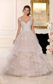 Alles was du darüber wissen musst. Brautkleider Prinzessin Brautkleid Stella York