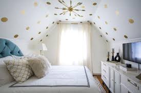 A twin bed still has plenty of potential to be your stylish dream spot. 14 Ideas For Small Bedroom Decor Hgtv S Decorating Design Blog Hgtv