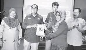 Comment must not exceed 1000 characters. Kamus Bahasa Bajau Sama Diterbitkan Mudahkan Orang Ramai Buat Rujukan Pressreader
