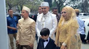 Hendaknya doa akad nikah ini dibaca dan diamalkan tepat sesudah proses ijab qobul dilakukan. Dengan Beskap Putih Tulang Husein Idol Tampil Menawan Jelang Akad Nikah Okezone Celebrity