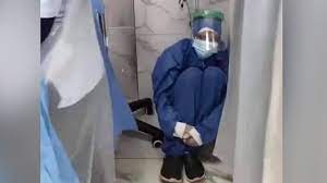 مصر: صورة ممرضة في إحدى وحدات العناية المركزة لمرضى كورونا تثير تفاعلا -  CNN Arabic
