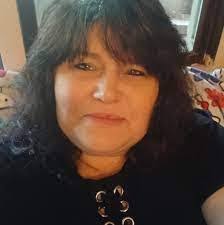 Rebecca Hochstetler's Instagram, Twitter & Facebook