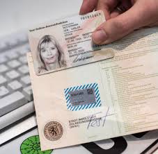 Der personalausweis reicht grundsätzlich für die einreise in die mitgliedstaaten der europäischen union: Online Ausweis Das Bringt Die Eid Funktion Des Personalausweis Welt