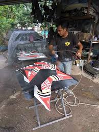 Fungsinya tergantung pada merek yang dibeli. Kenapa Harga Cat Kereta Berbeza Kokodail Com