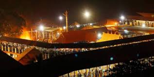 Sabarimala Sabarimala Temple Opens Pooja Under Way For 5 Day Chingam One Season In 2020 Temple Day Sydney Opera House