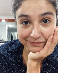 Eunice Rocha's Instagram, Twitter & Facebook