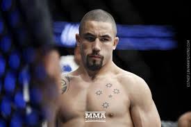 70% 542 голова 13% 101 корпус 17% 131 ноги. Robert Whittaker Releases Statement About Ufc 221 Withdrawal Mma Fighting