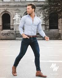 Discover our jeans for men. Casual Style For Men Denim Jeans And Blue Shirt Combo Business Casual Men Mens Fashion Casual Outfits Stylish Mens Outfits