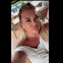 Anyone got medium & large creoles earrings in please tag away 😇