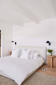 Use Painter S Drop Cloth For An Affordable Upholstery Option Bedroomdesign Home Decor Bedroom Cheap Home Decor Minimalist Bedroom