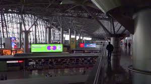 Аэропорт внуково является одним из старейших воздушных портов города москва. Aeroport Vnukovo Vnutri Youtube