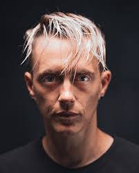 Justin Erickson's Instagram, Twitter & Facebook