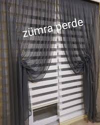 Tül perdeler, tüm perde modelleri içerisinde en çok tercih edilen ve zarif, narin yapılar içermesi nedeni ile tüm mekânlar için kolaylık ile uyum sağlayan perde modelleri olarak en popüler olan tül perde modelleri arasında ilkler arasına her sezon girmeyi başaran perde çeşidi fon perdeler olmaktadır. Buzgulu Tulfon Koyu Gri Zumra Perde Modelleri Facebook